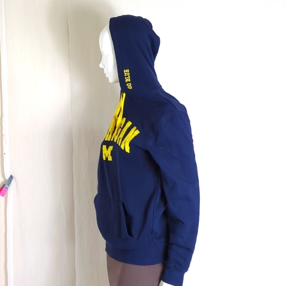 Michigan University Wolverines Hoodie Size Small - Picture 7 of 11